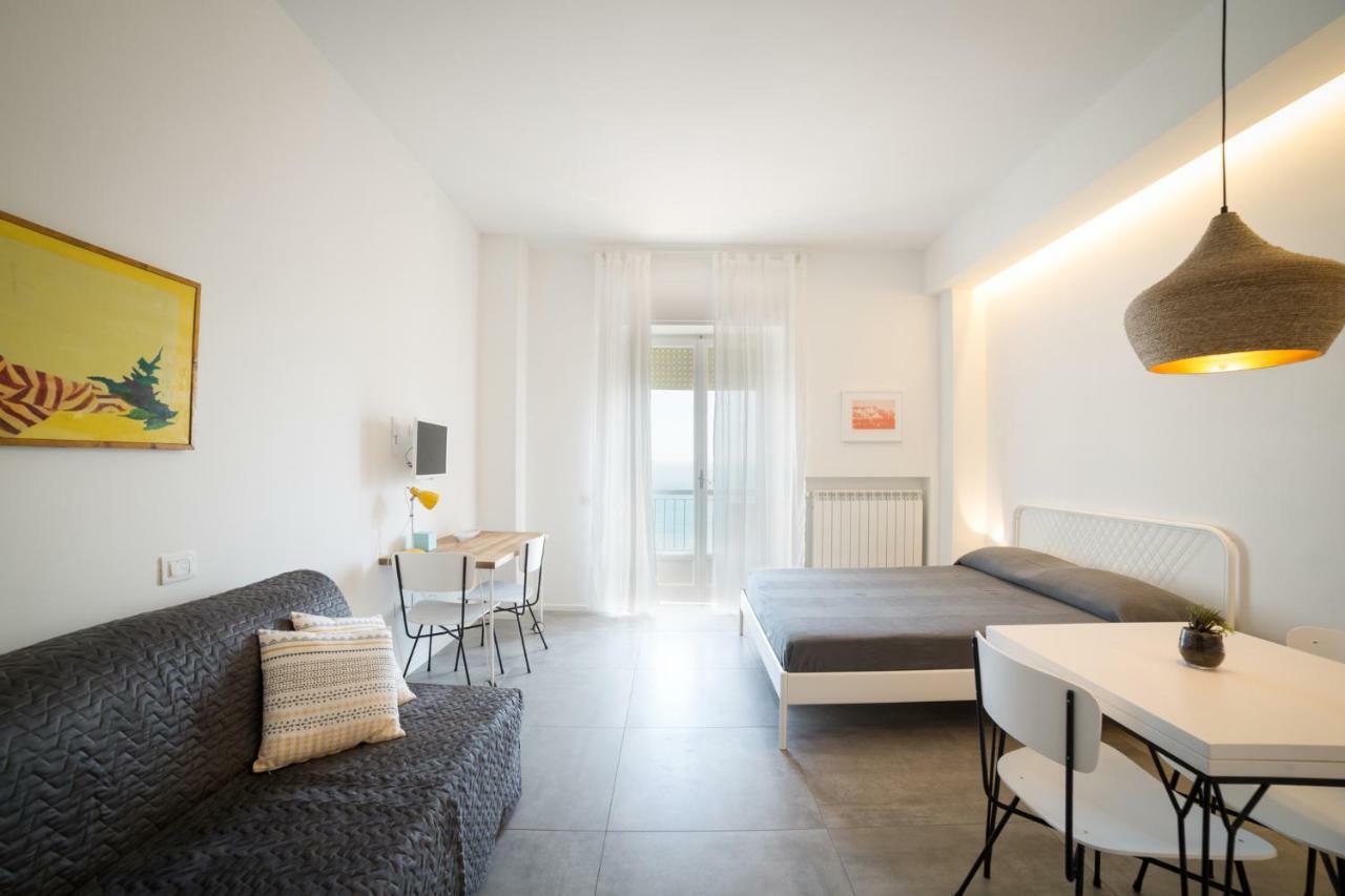Salsedine Sea View Bed & Breakfast Salerno Bagian luar foto