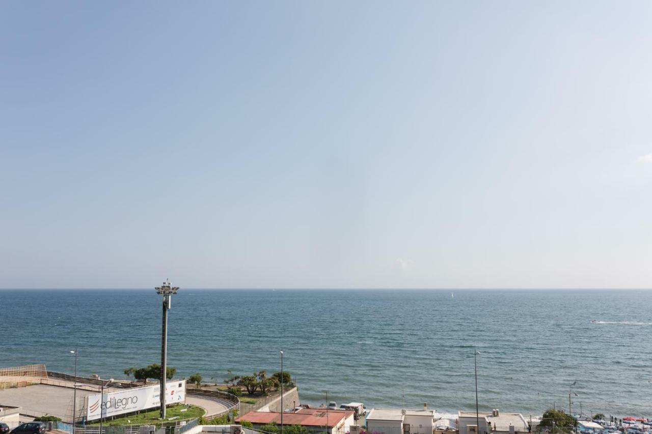 Salsedine Sea View Bed & Breakfast Salerno Bagian luar foto